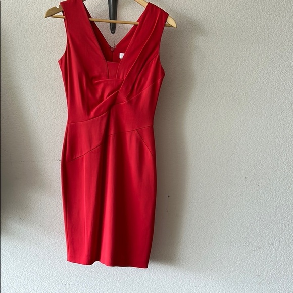 Reiss Red Sheath Dress V-Neck Sleeveless Cocktail size 2 - Picture 2 of 13